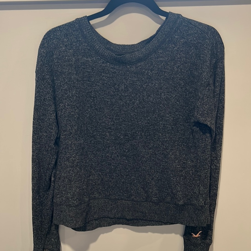 Hollister sweater
